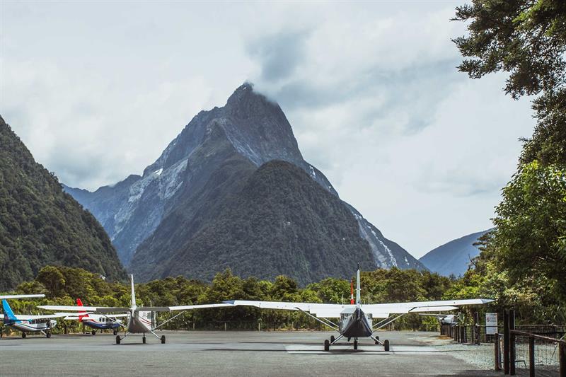 Pure Milford Fly-Cruise -Fly